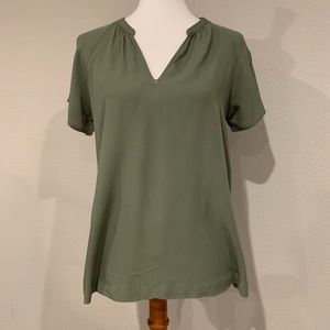 Short sleeve olive green pleated blouse
